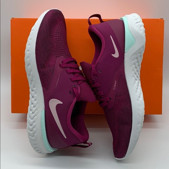 NIKE ODYSSEY REACT 2 FLYKNIT WMNS - Picture 8 of 16